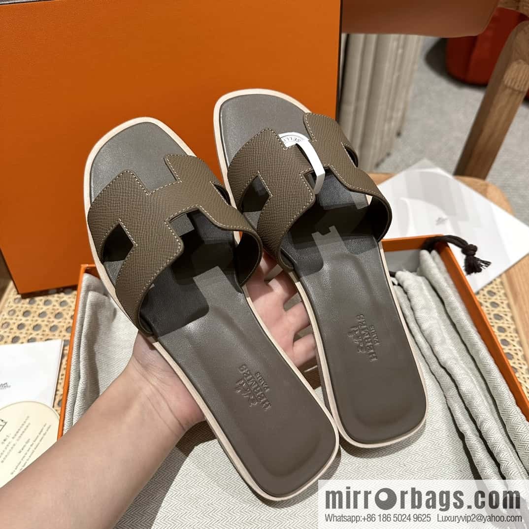 Hermès leather outsole H slippers
