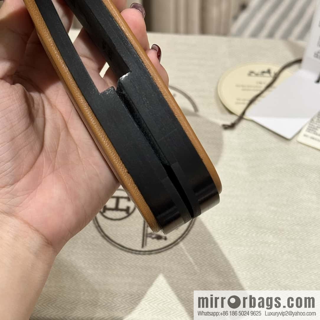 Hermès new embroidered slippers