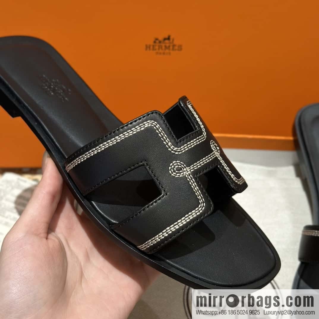 Hermès new embroidered slippers