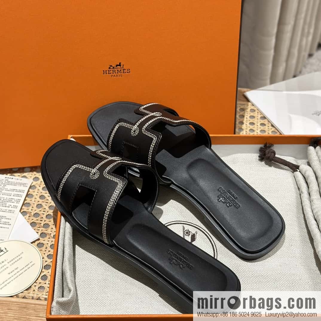 Hermès new embroidered slippers