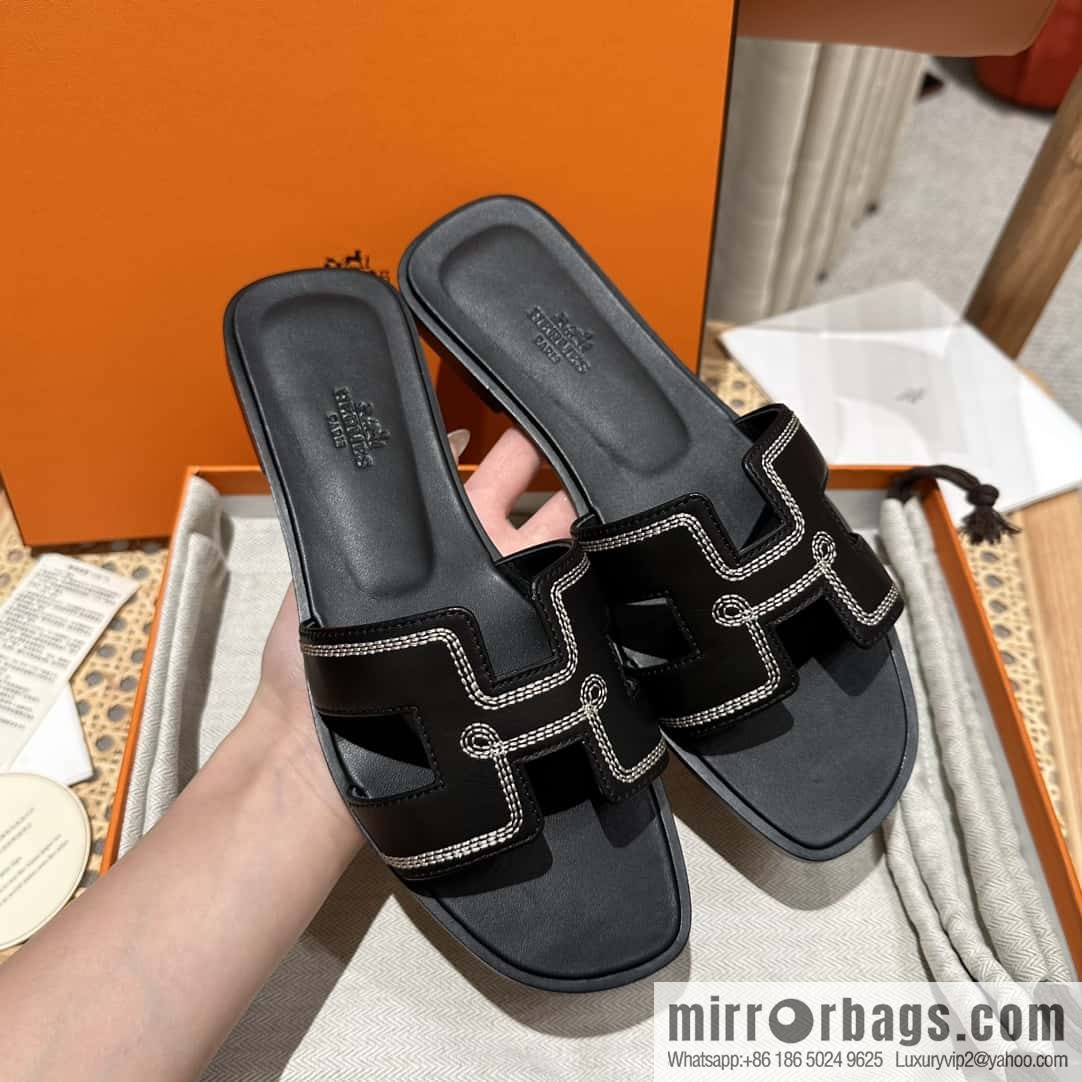 Hermès new embroidered slippers