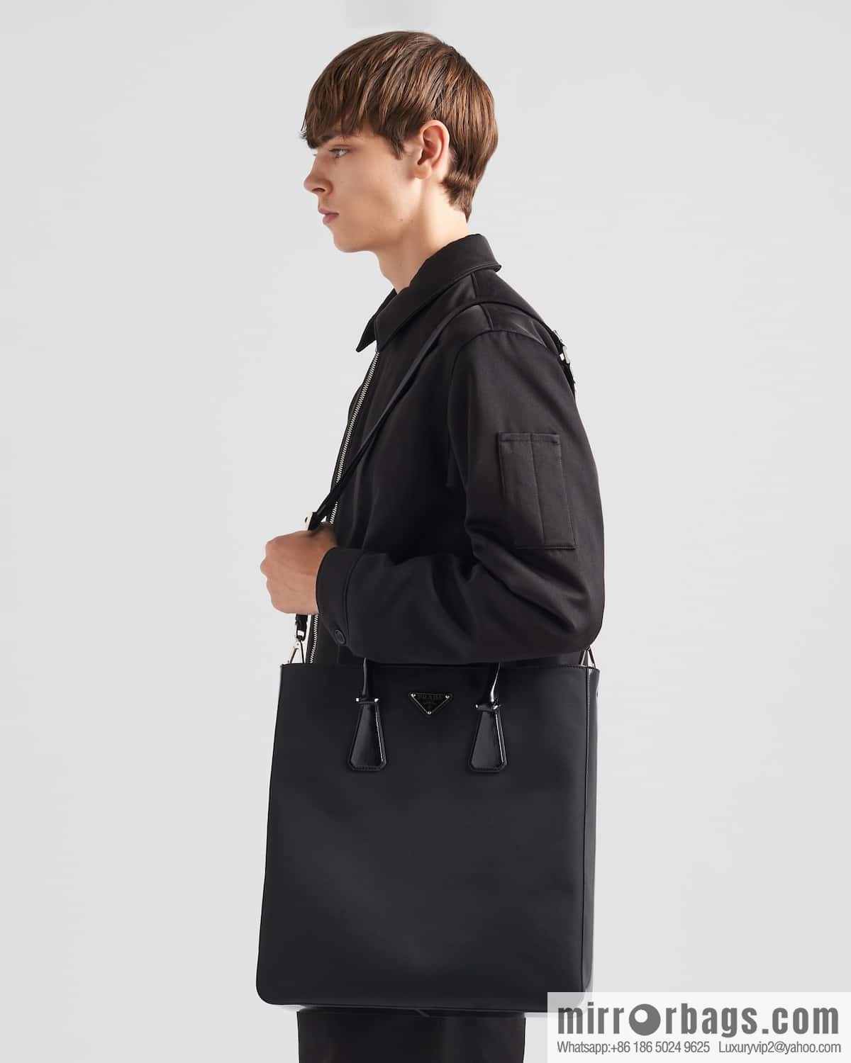 Prada 🎉 new tote bag 🎉 2VG115