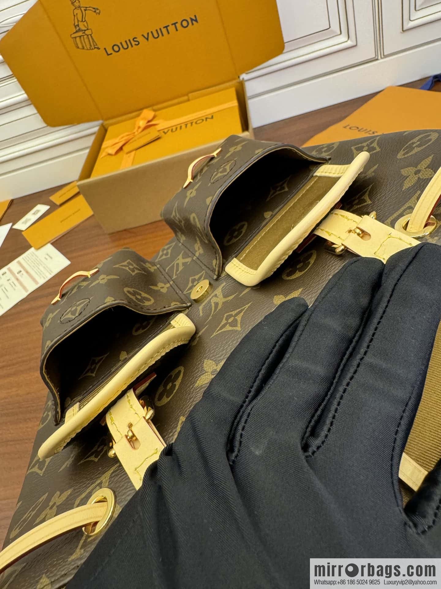 LV M46932 EXCURSION small backpack