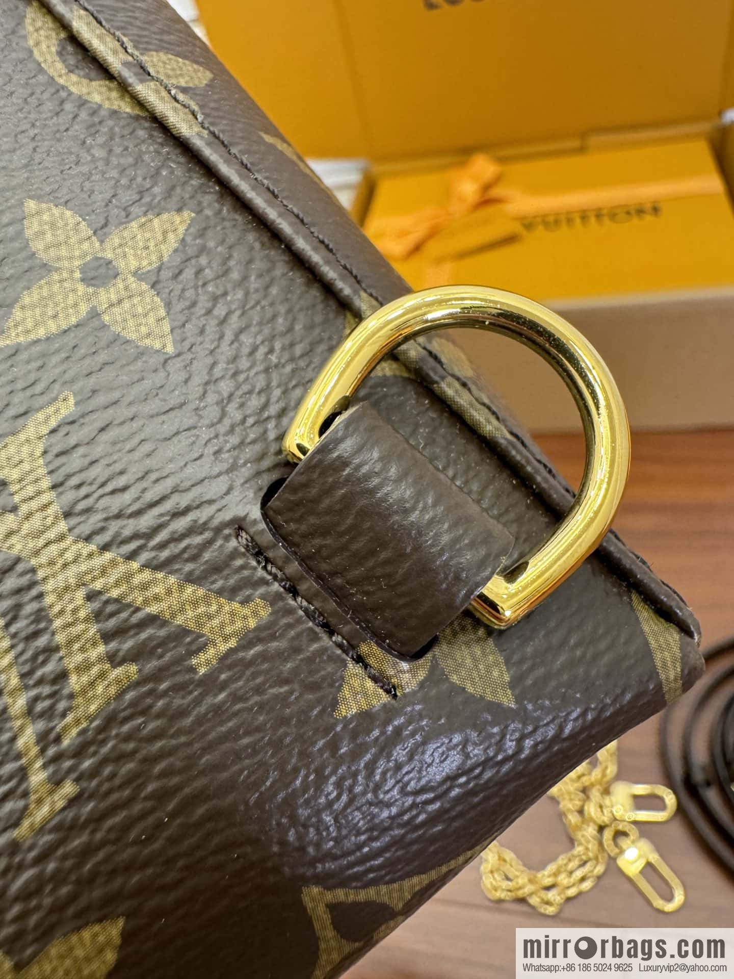 LV M46932 EXCURSION small backpack