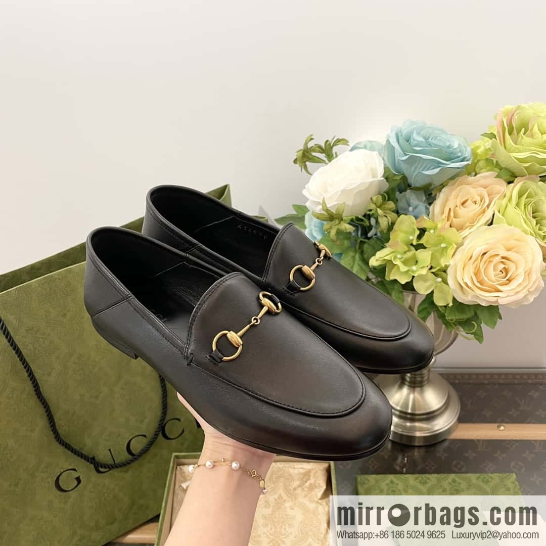 GUCCI Gucci buckle loafers