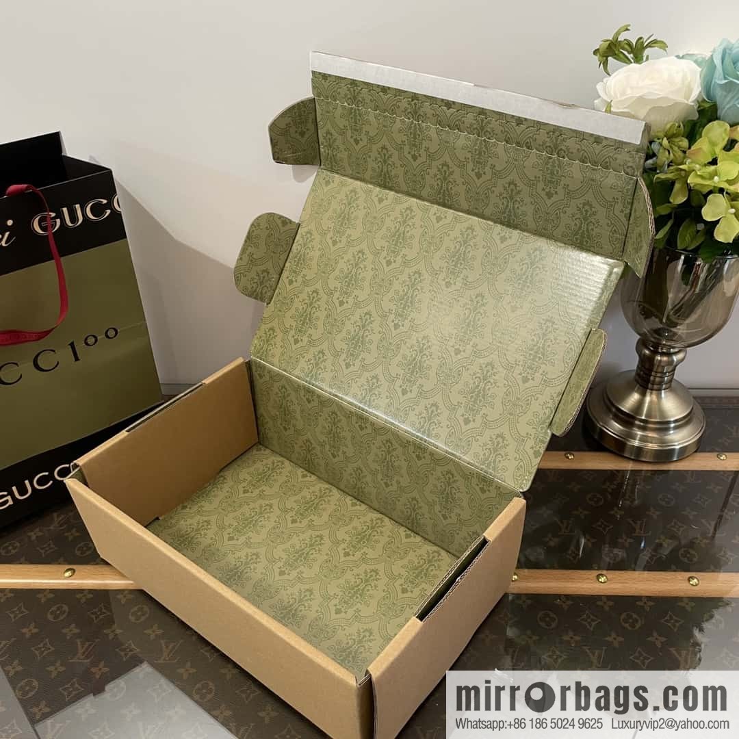 GUCCI Gucci buckle loafers