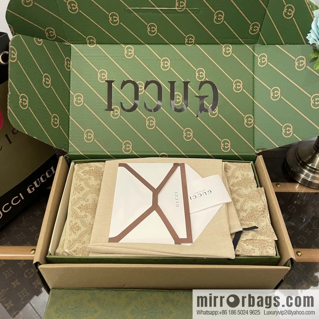 GUCCI Gucci buckle loafers