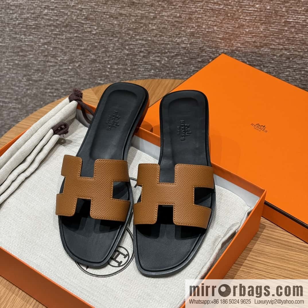 Hermès slippers