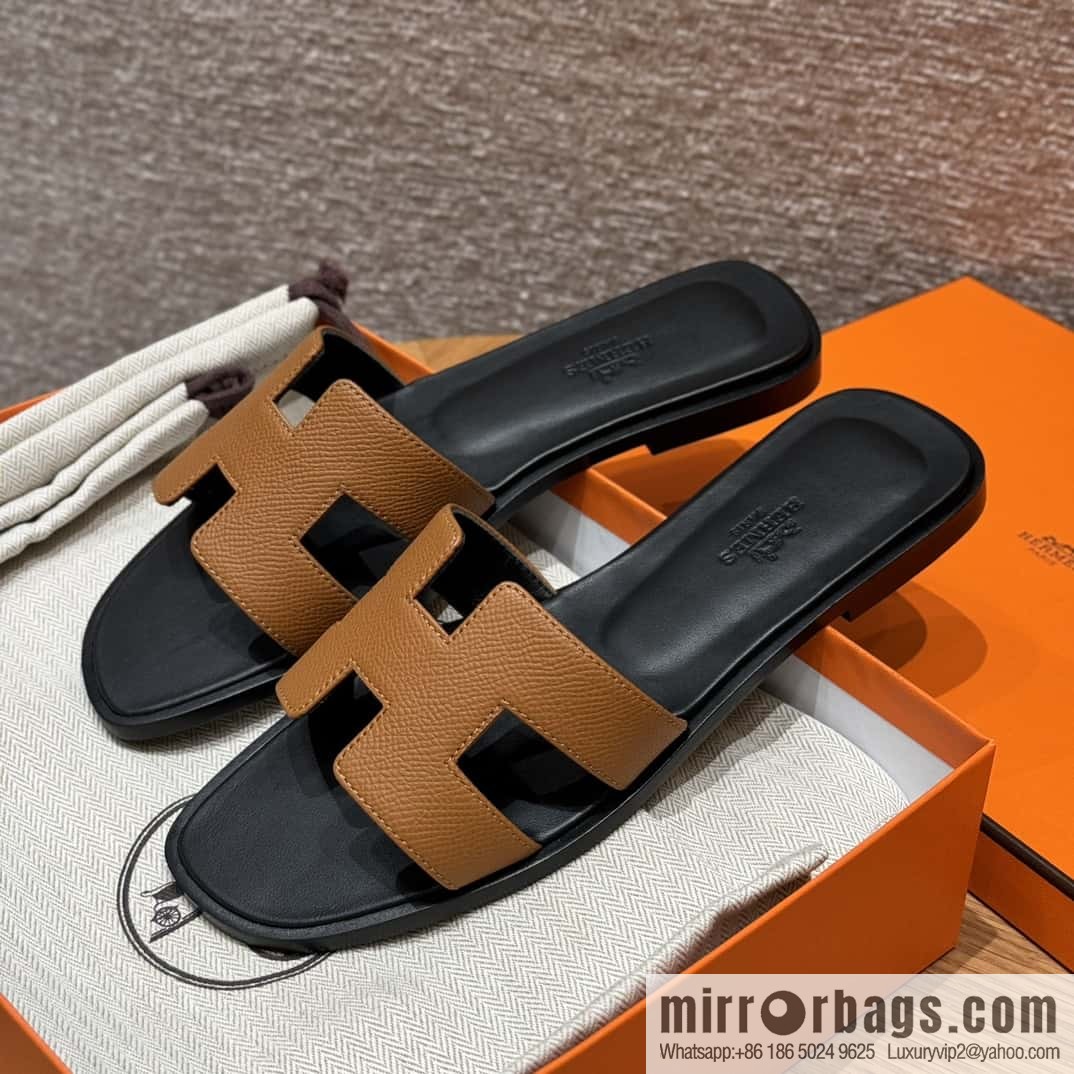 Hermès slippers
