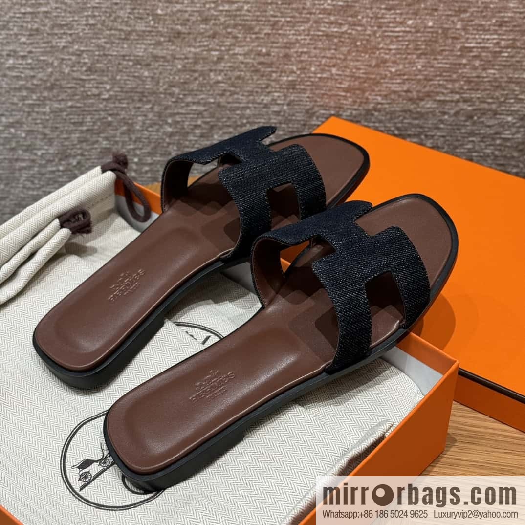 Hermès slippers