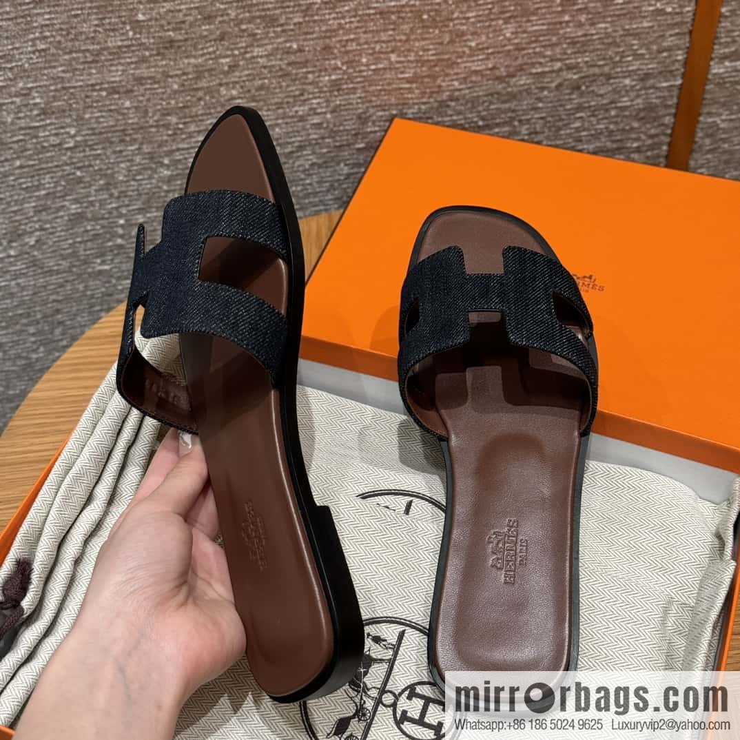 Hermès slippers