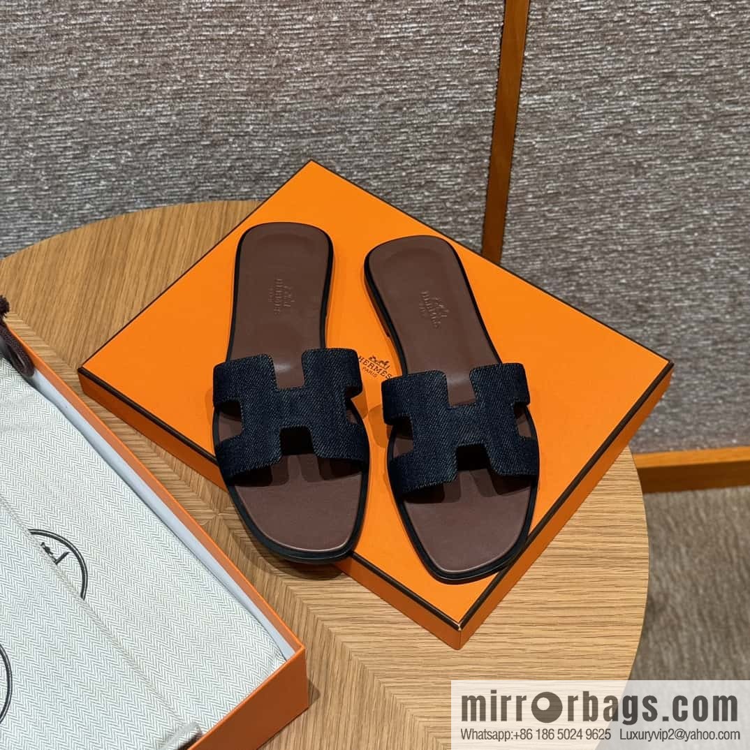 Hermès slippers