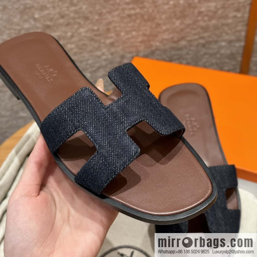 Hermès slippers