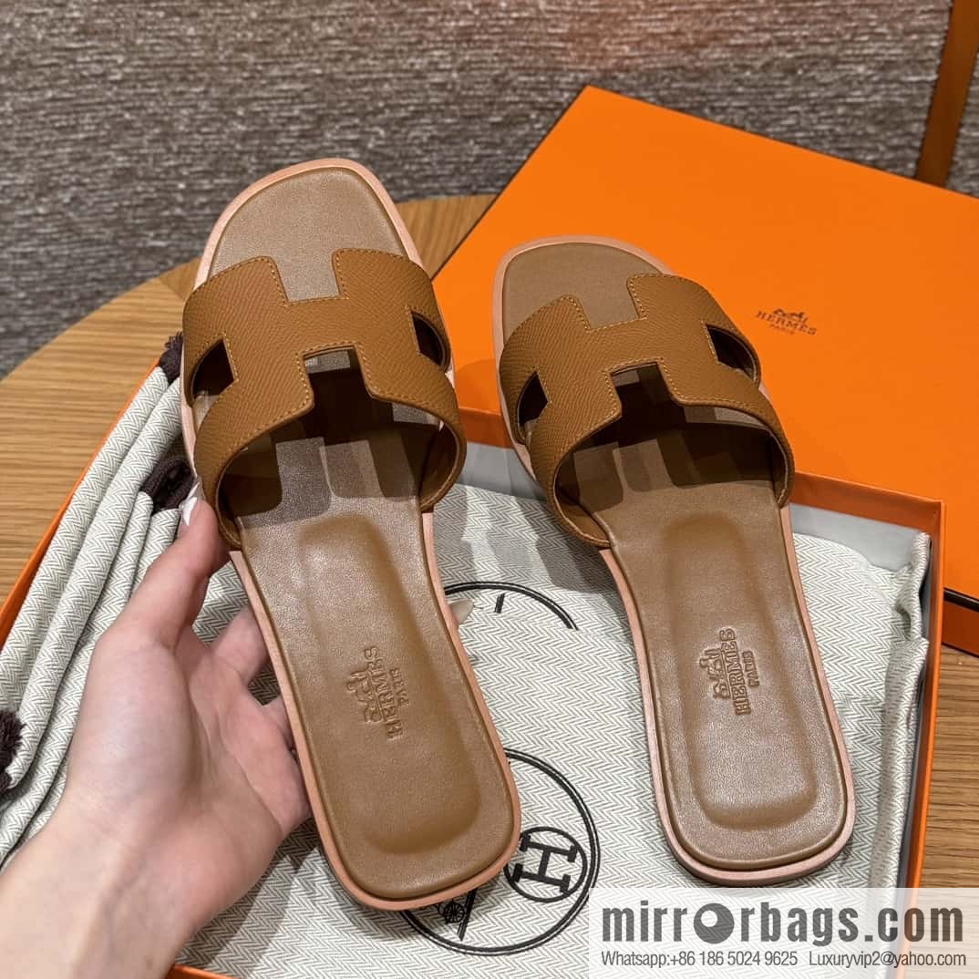 Hermès slippers