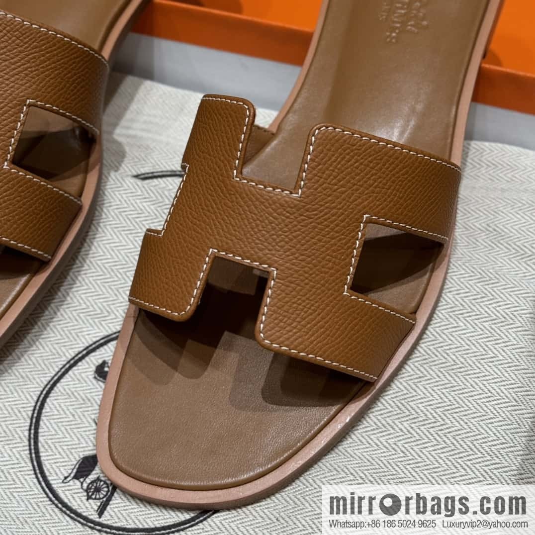 Hermès slippers