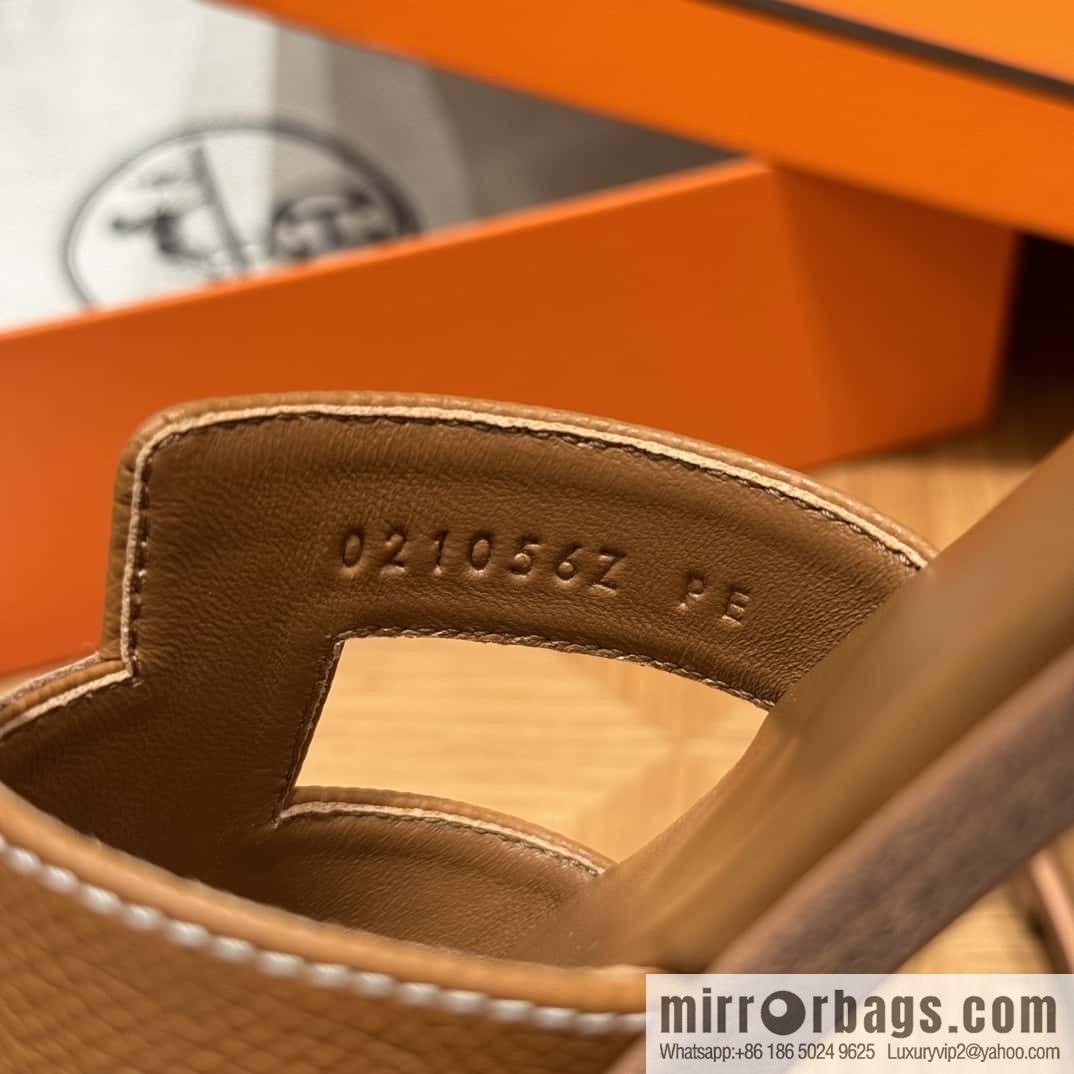 Hermès slippers