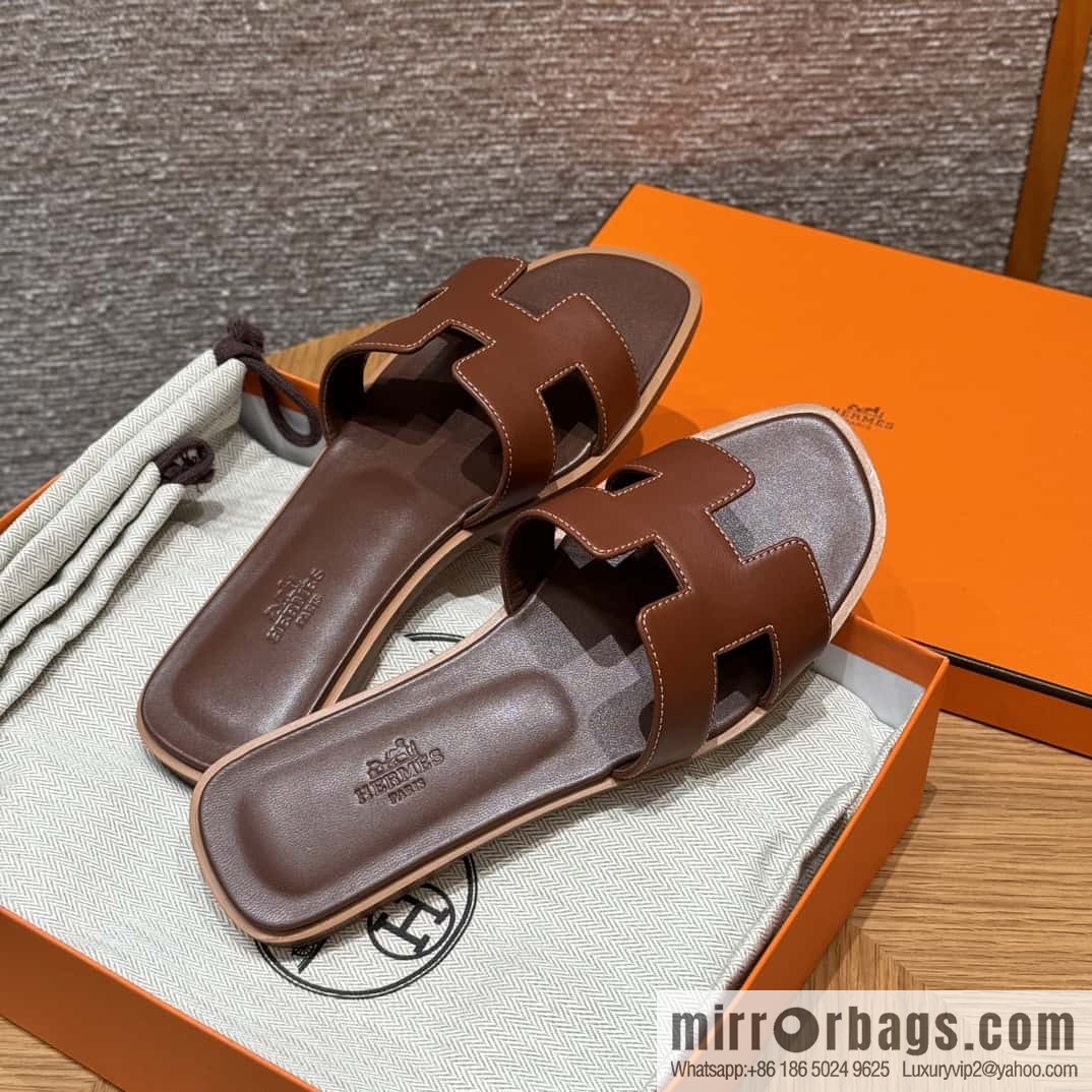Hermès slippers