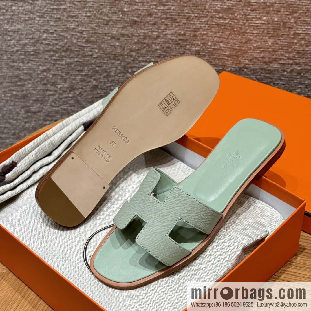 Hermès slippers