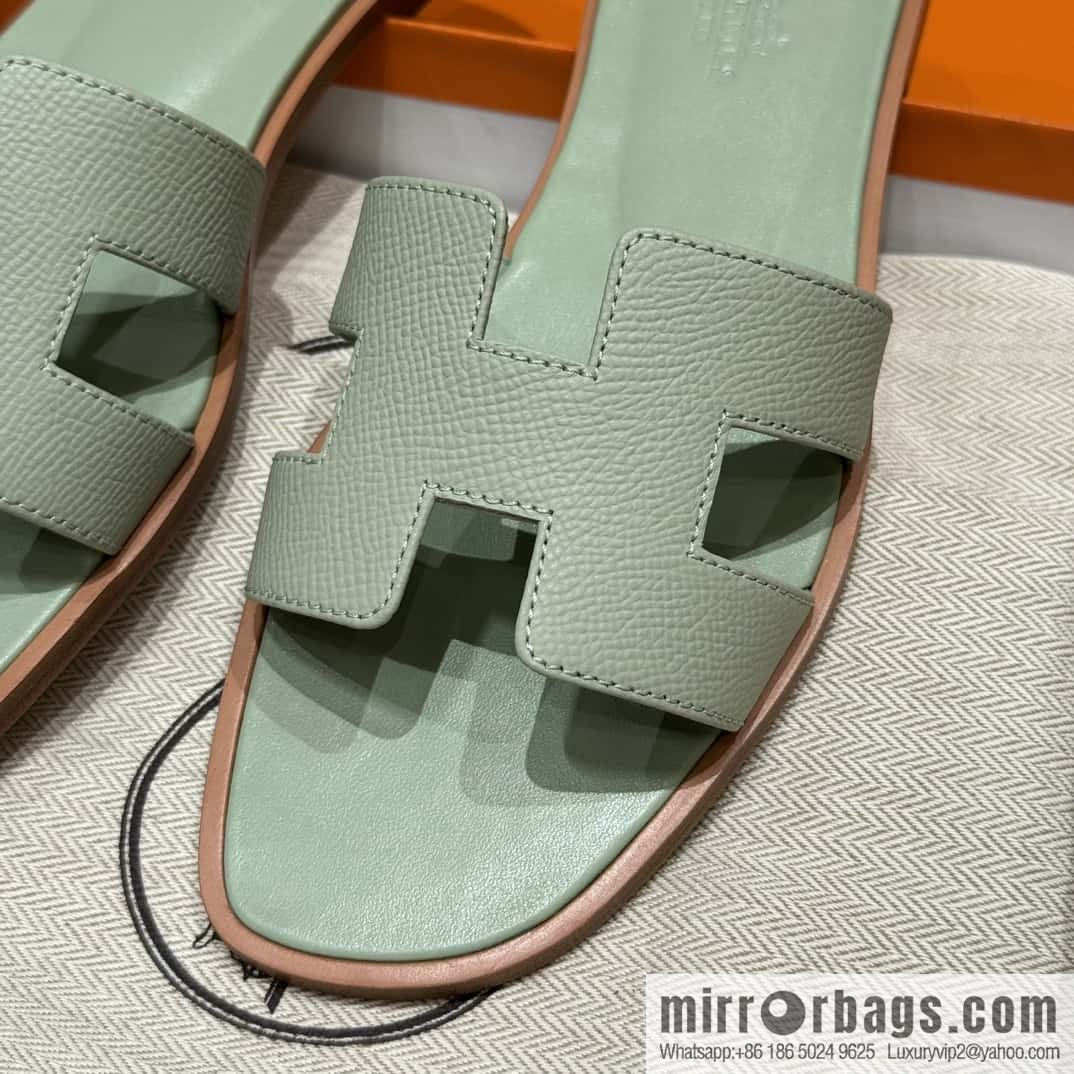 Hermès slippers