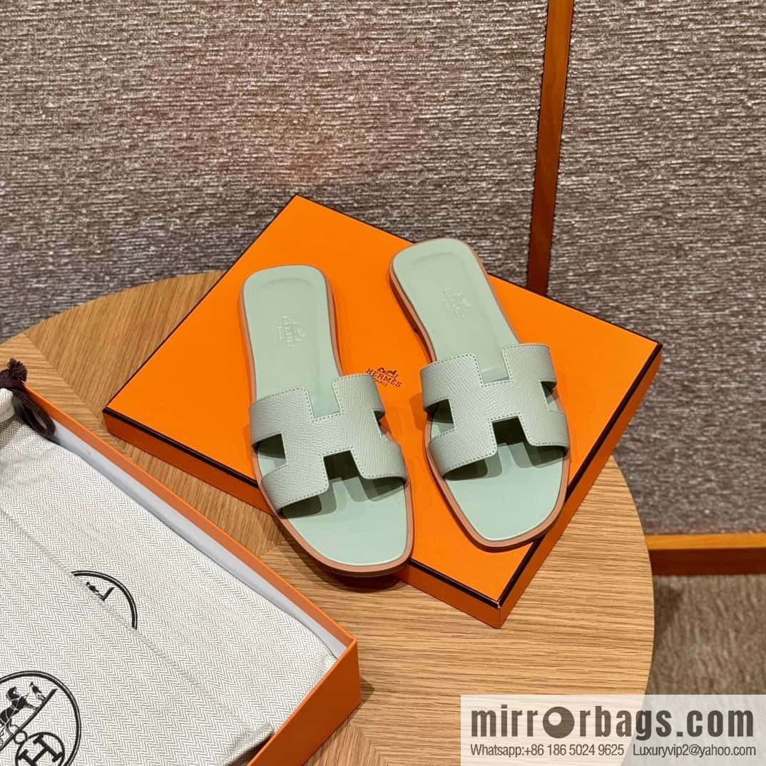 Hermès slippers