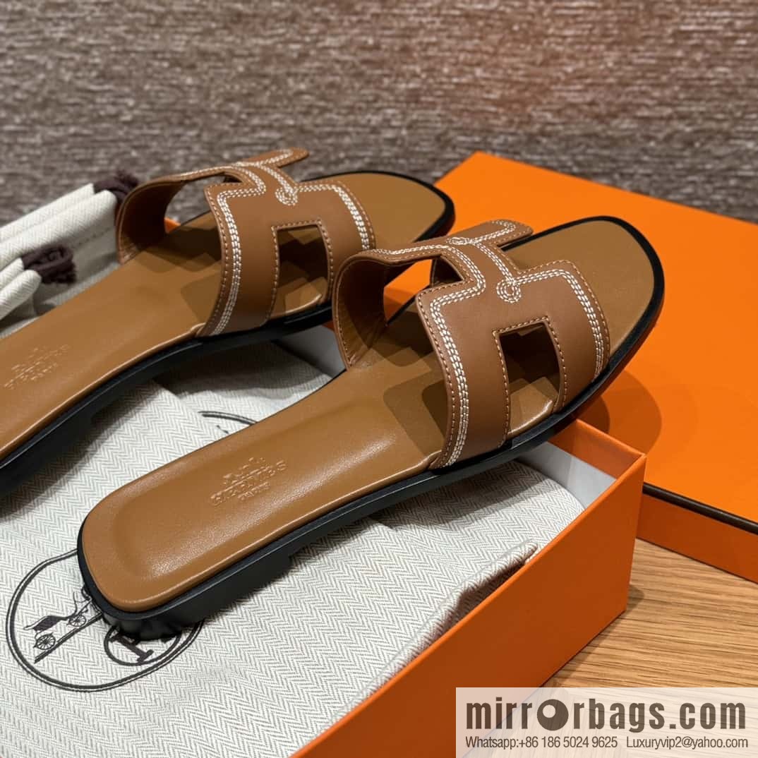 Hermès slippers