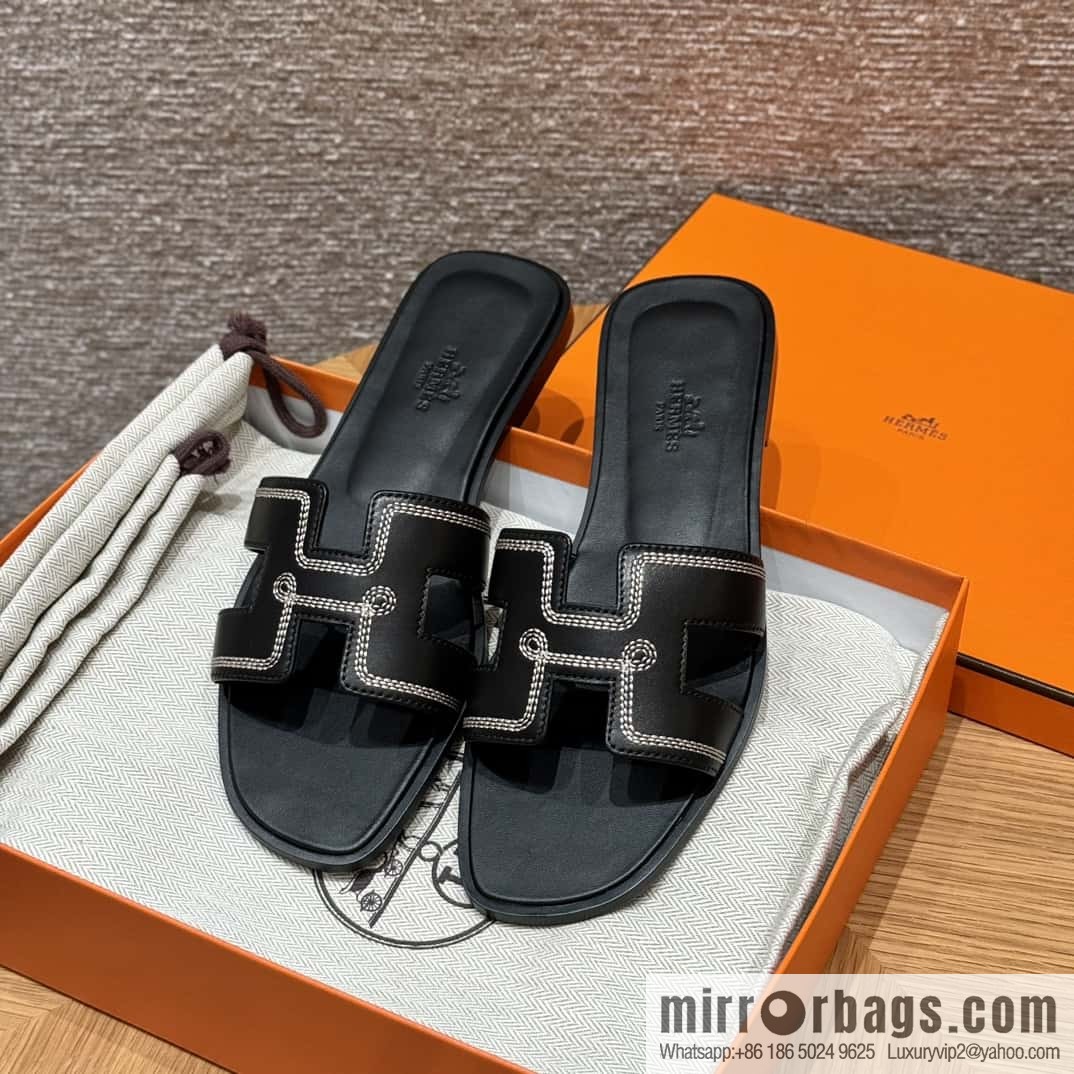 Hermès slippers