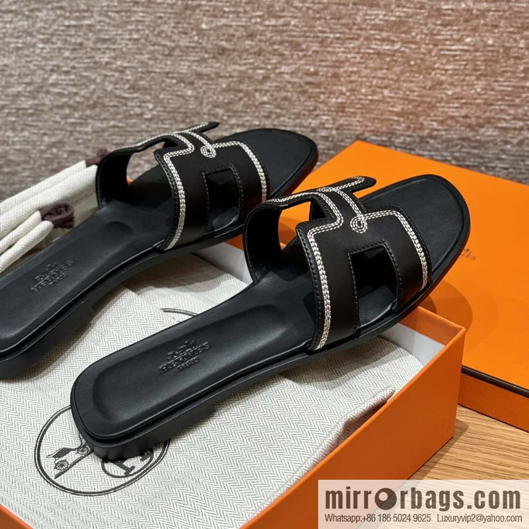 Hermès slippers