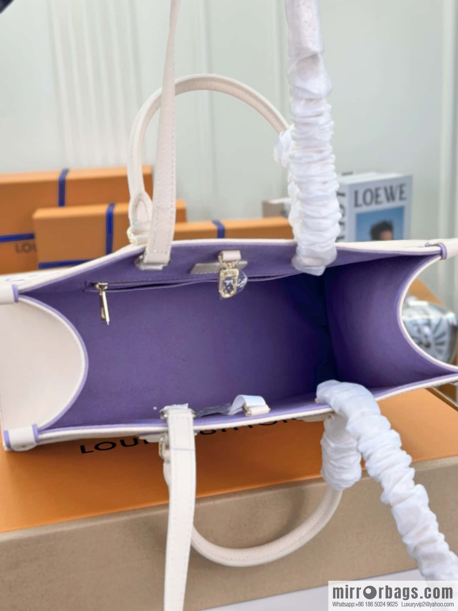 LV M23937 OnTheGo MM