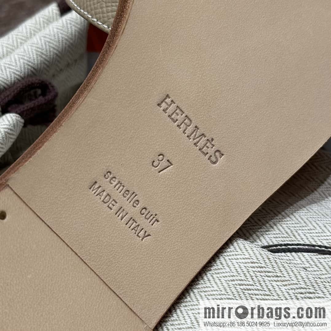 Hermès slippers