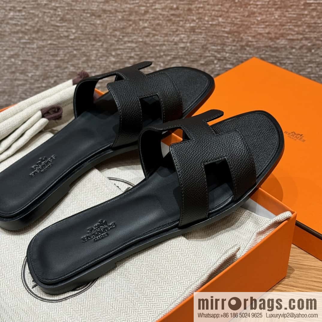 Hermès slippers