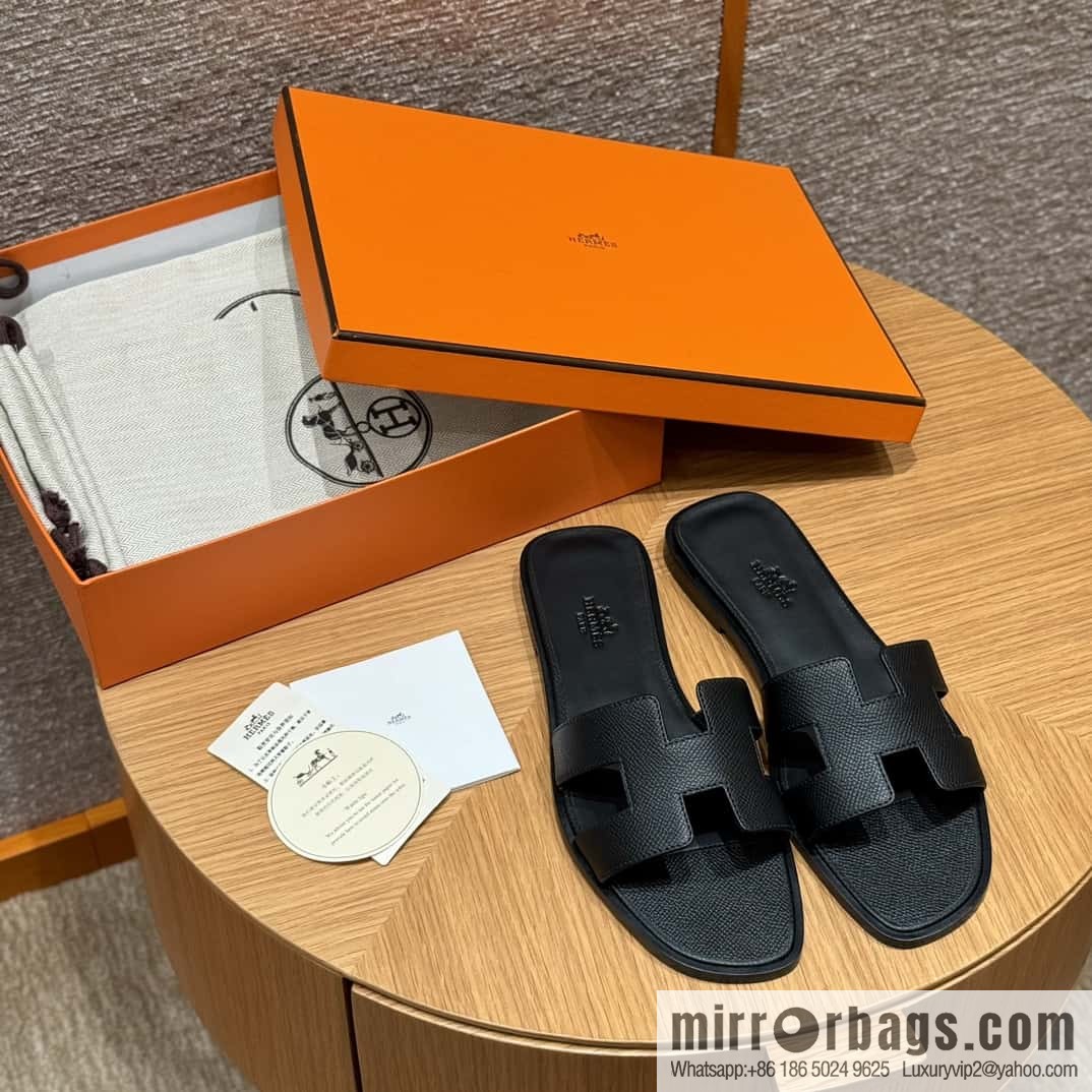 Hermès slippers