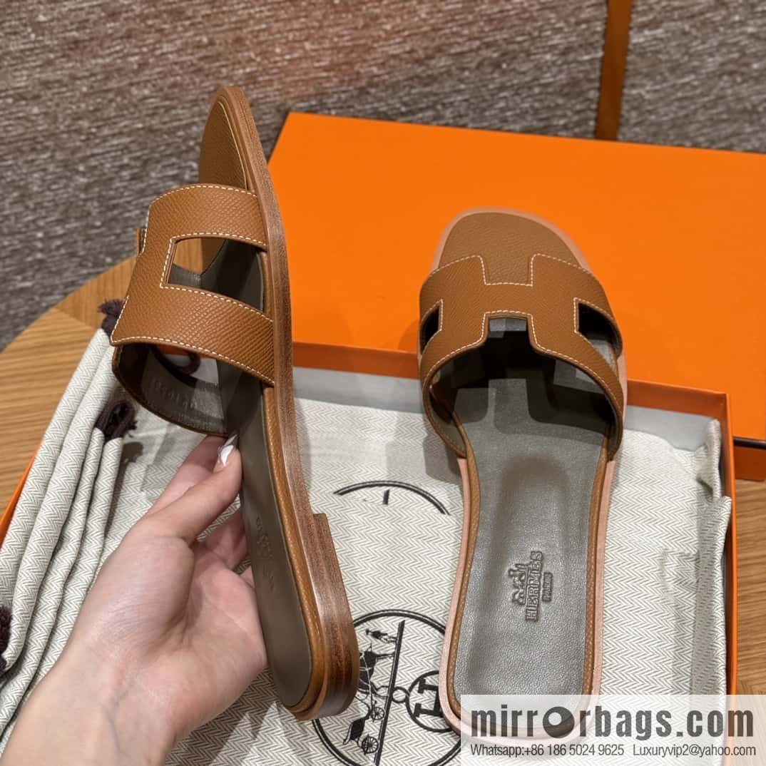 Hermès slippers