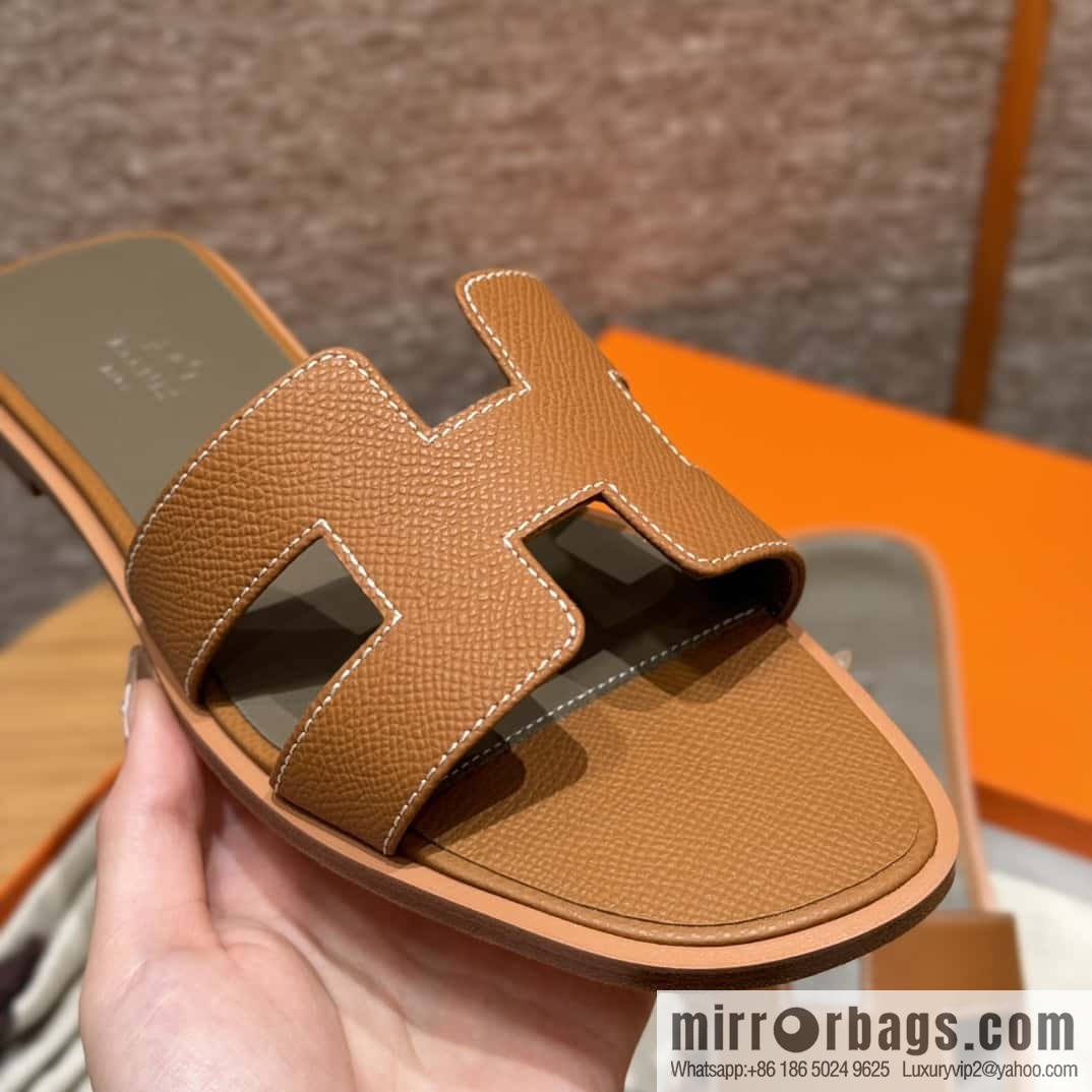 Hermès slippers
