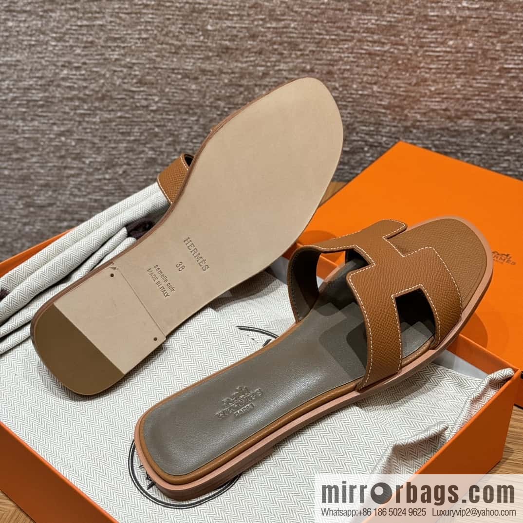 Hermès slippers