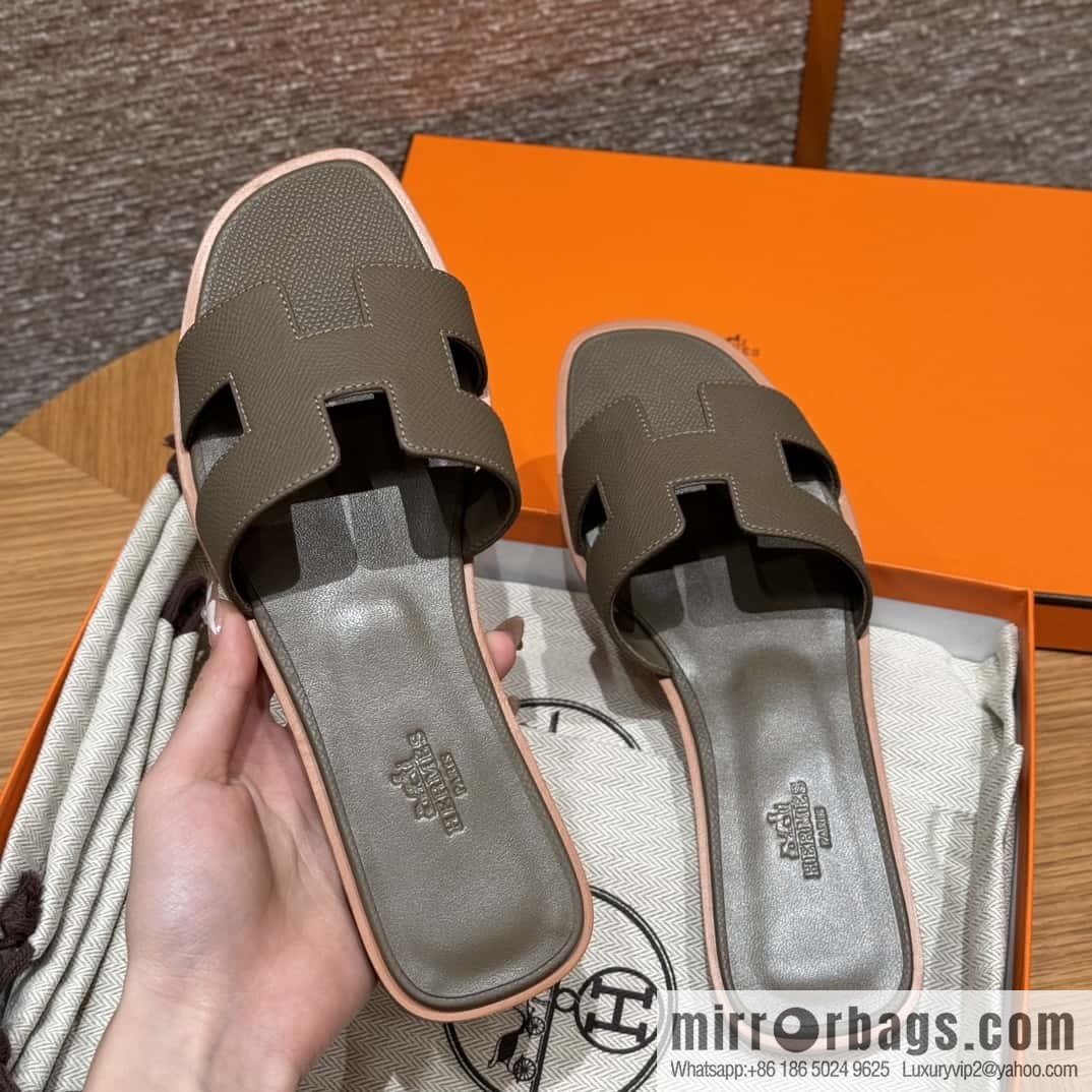 Hermès slippers