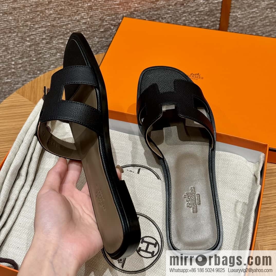 Hermès slippers
