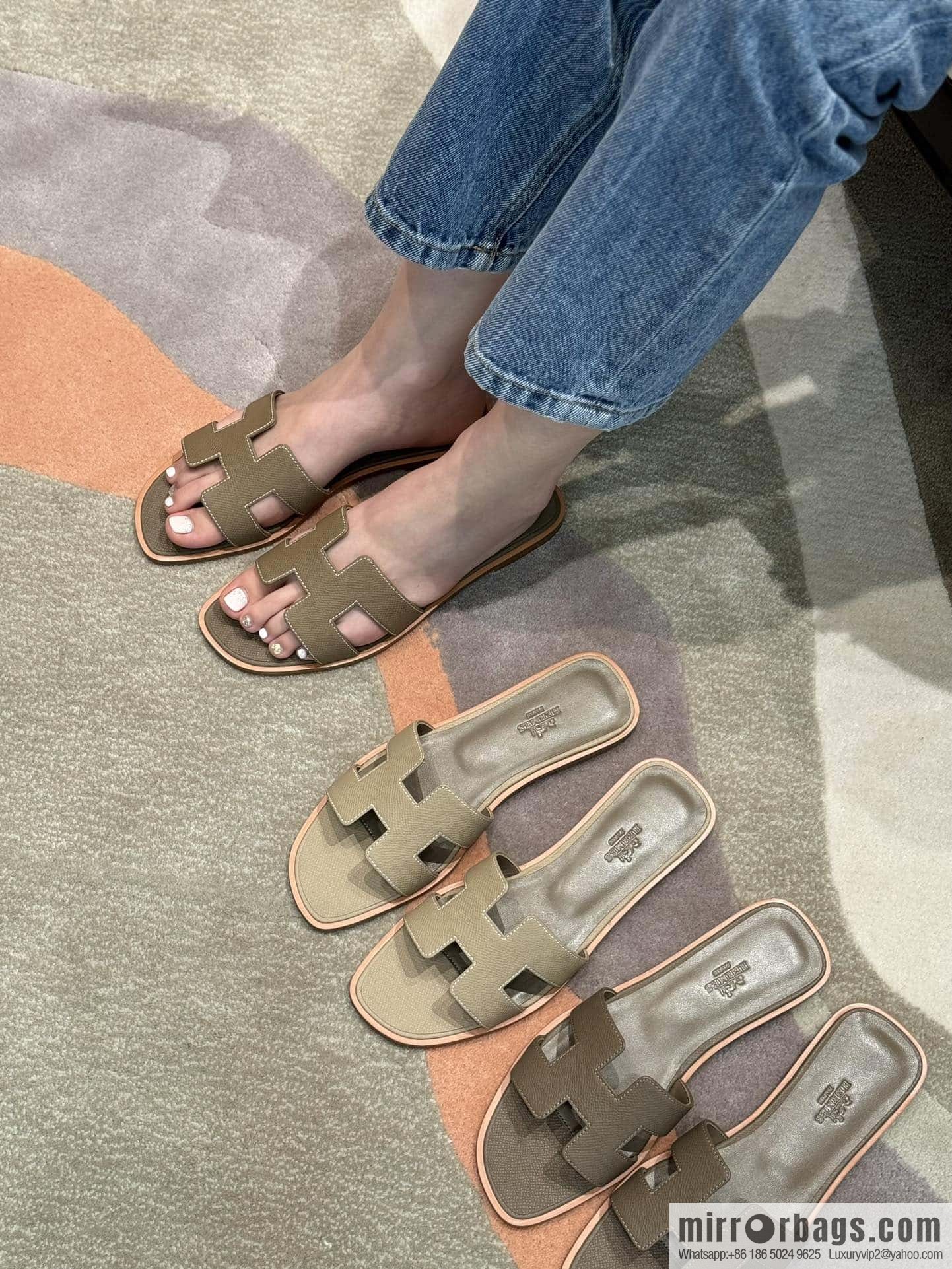 Hermès slippers