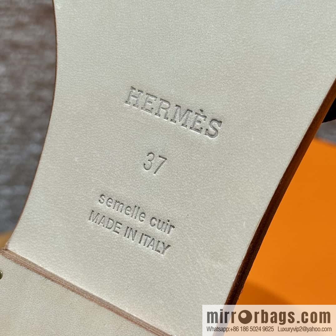 Hermès slippers