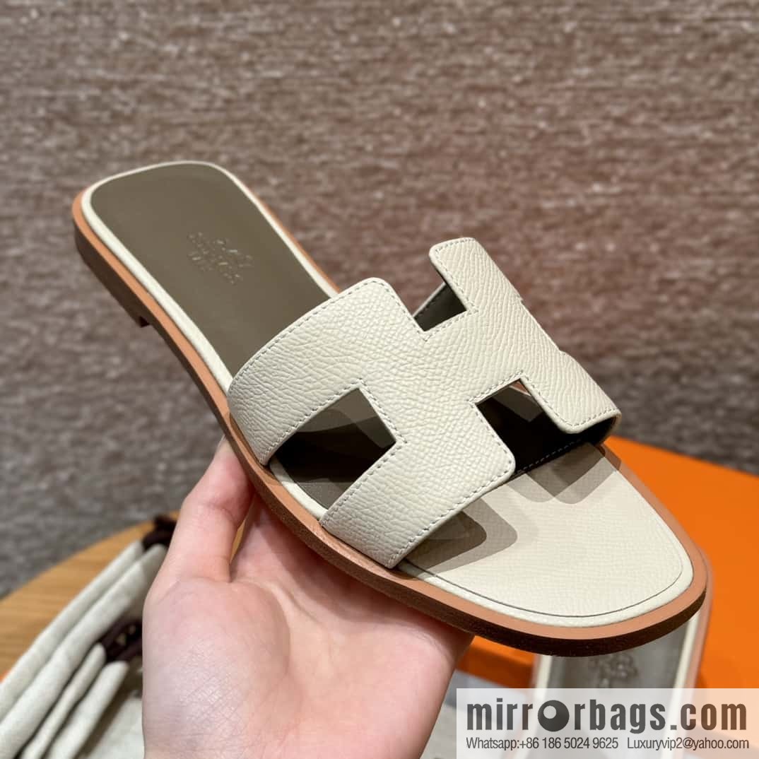 Hermès slippers