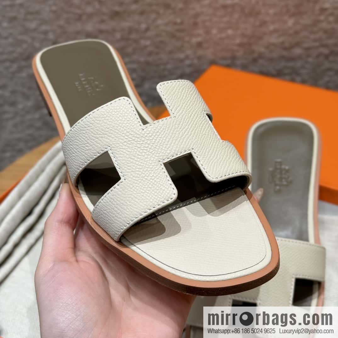 Hermès slippers