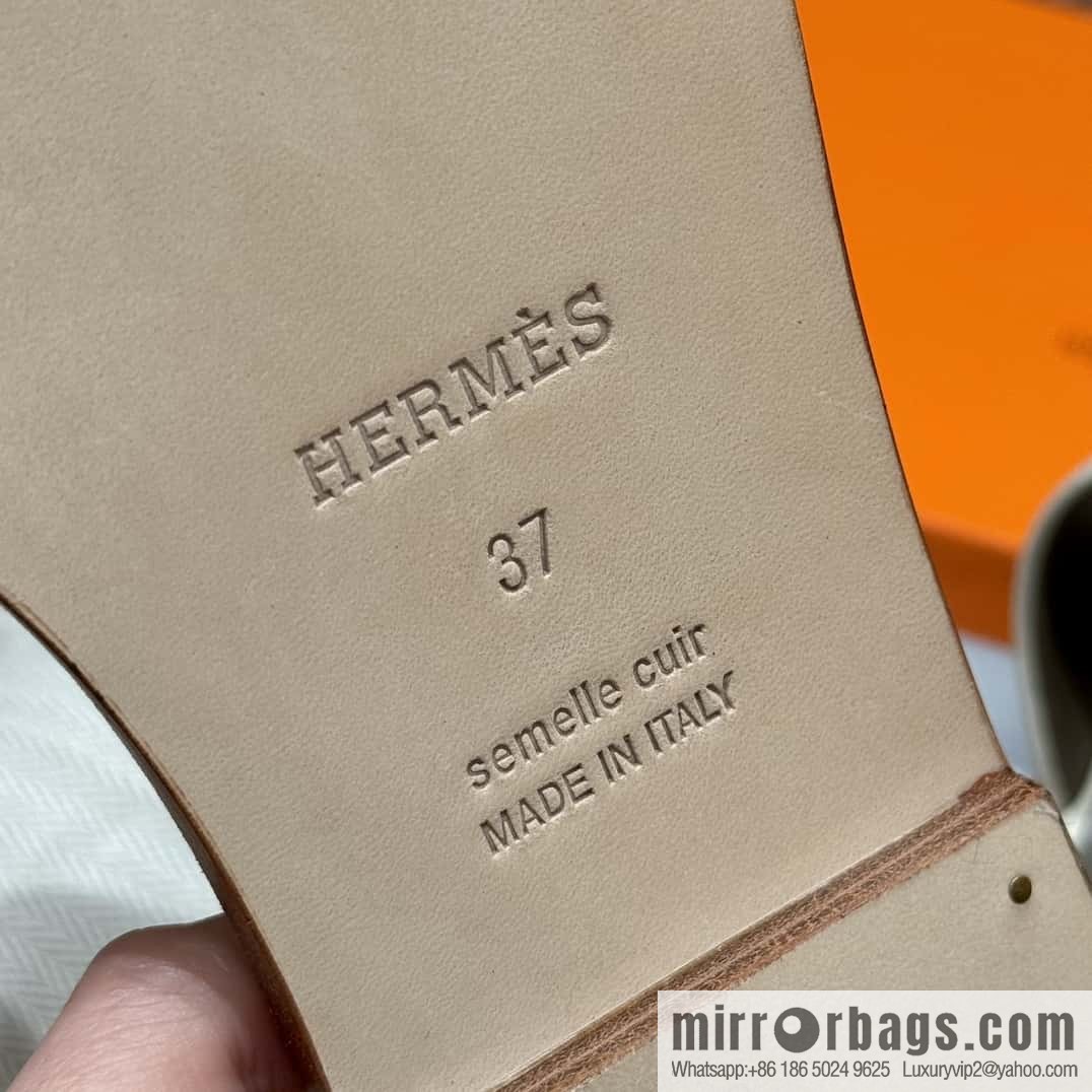 Hermès slippers