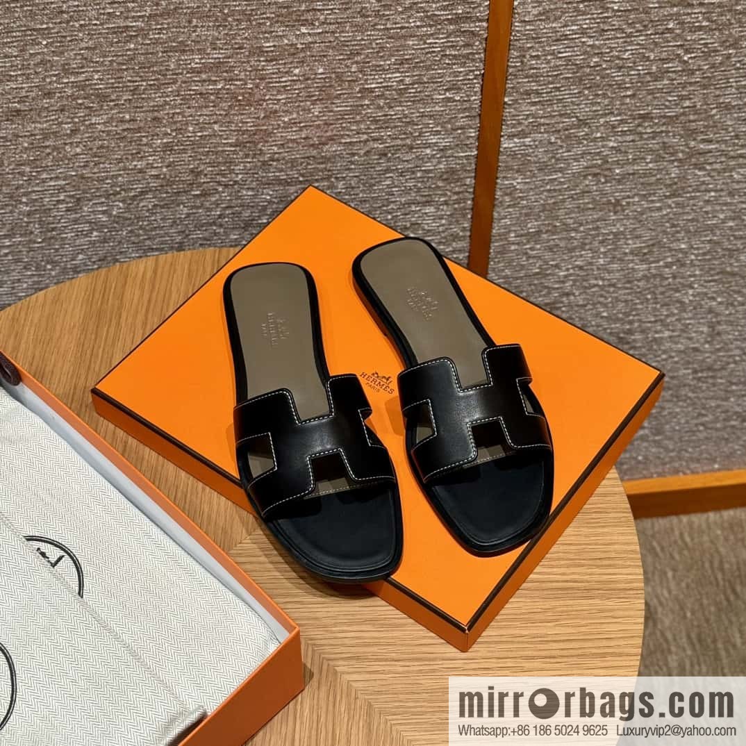 Hermès slippers