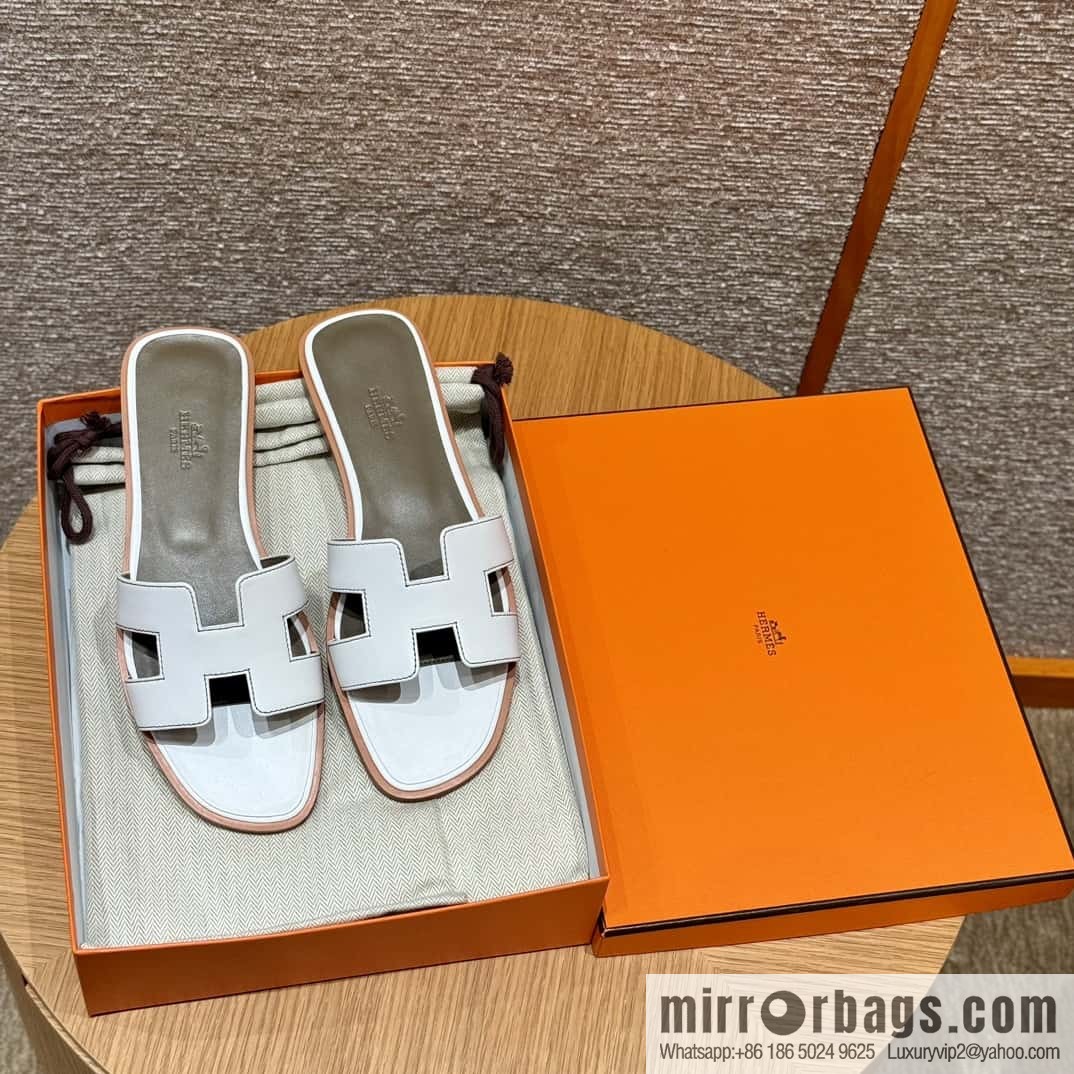 Hermès slippers