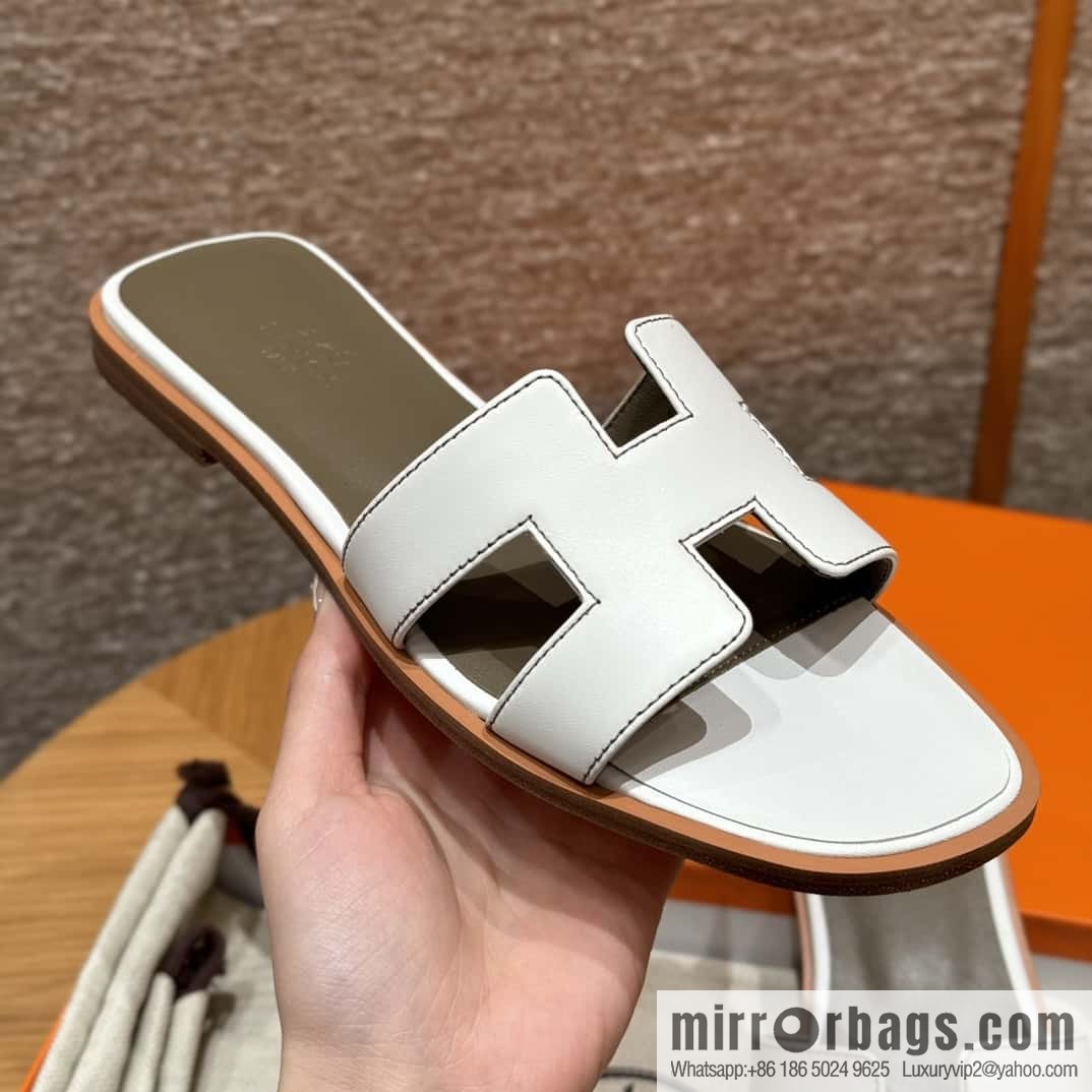 Hermès slippers