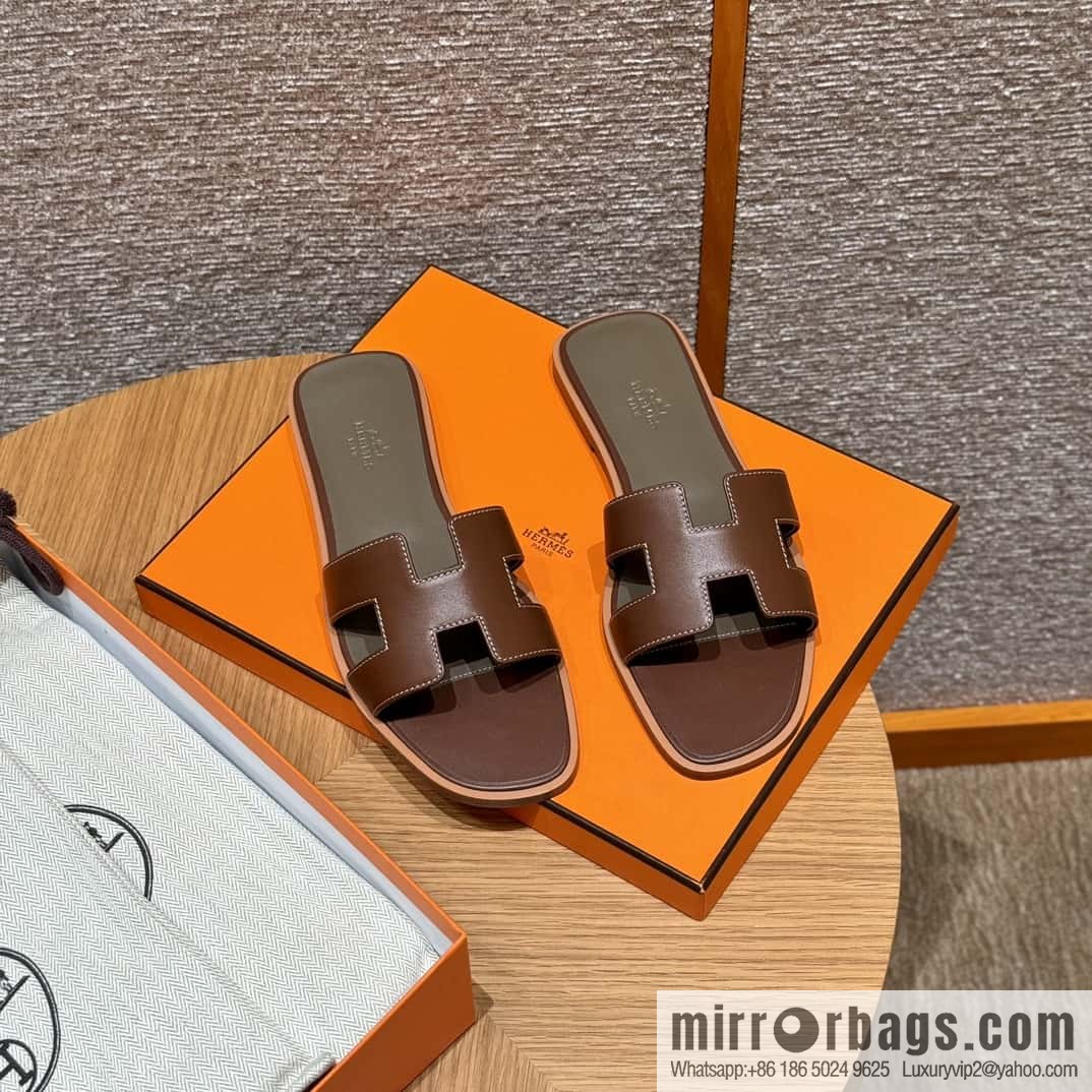 Hermès slippers