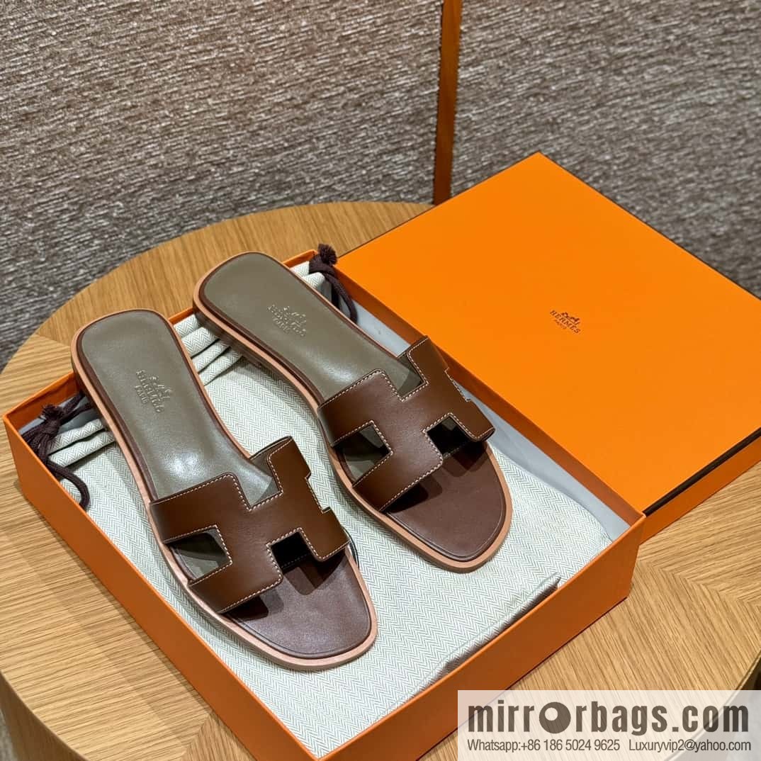 Hermès slippers