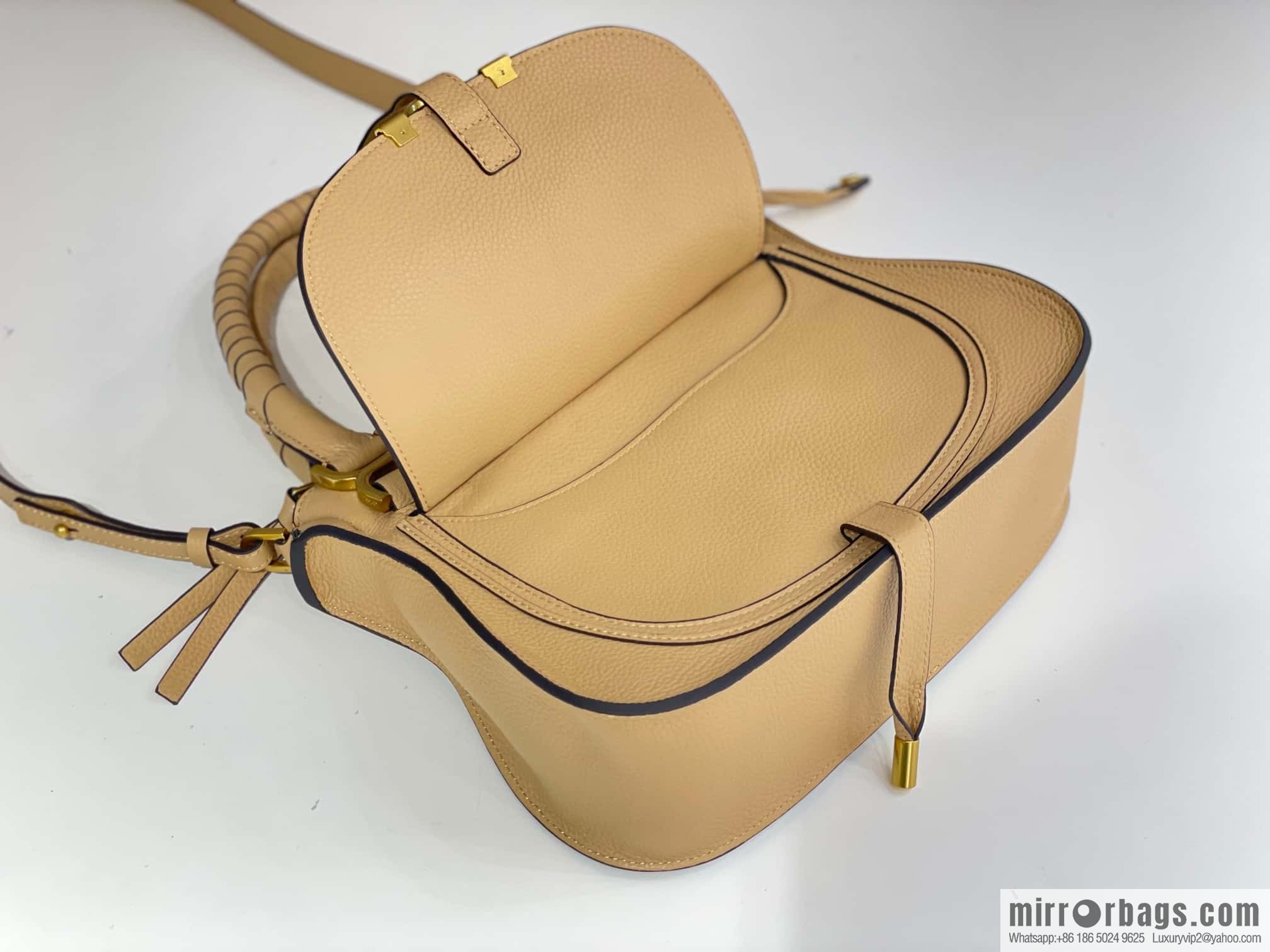 CHLOE marcie medium, milk tea color