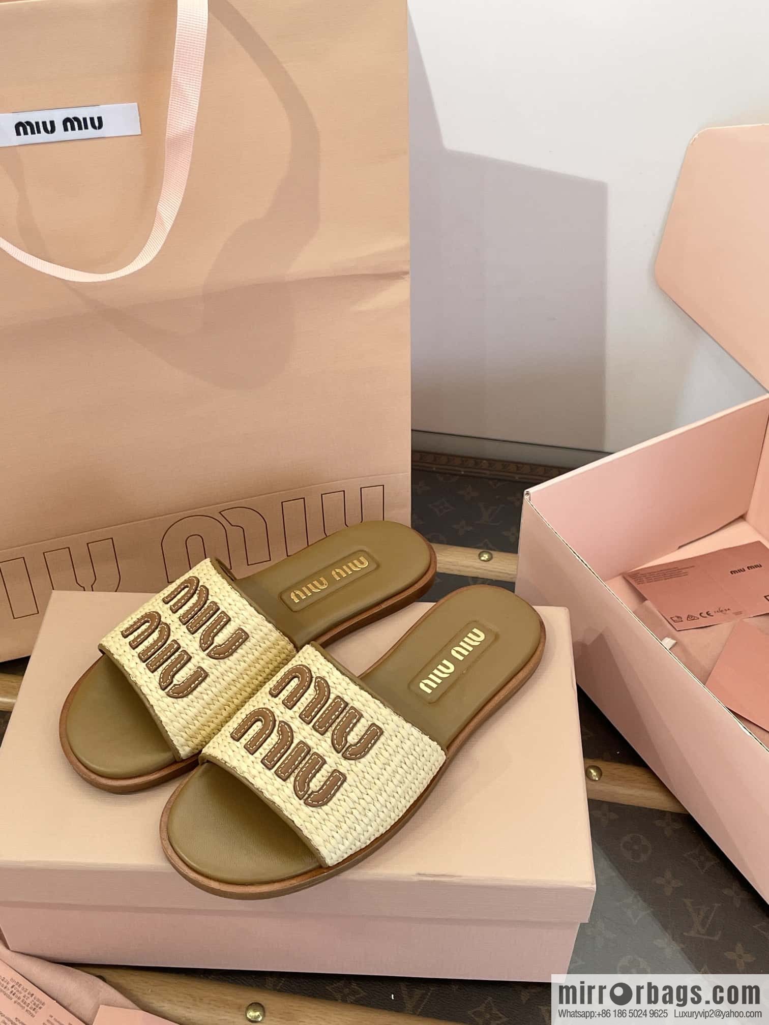 Miao Miao | | Spring and summer raffia woven alphabet slippers