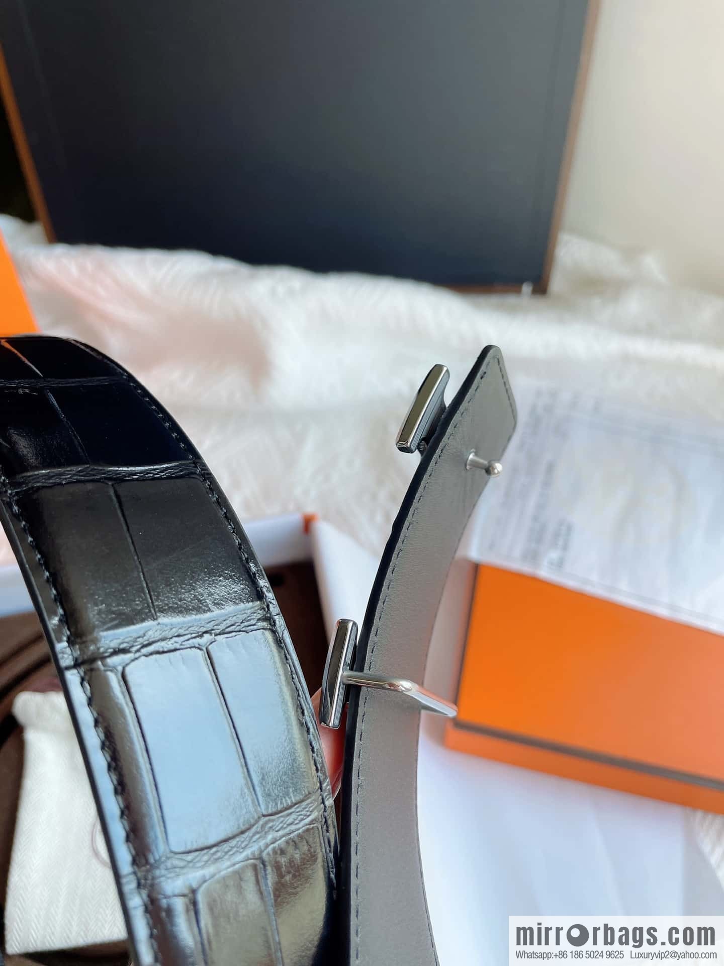 Hermès, imported leather pressed alligator leather bottom men's 38cm belt