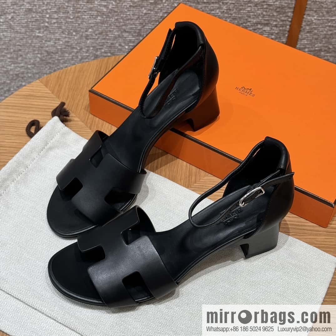 Hermès 189 strap-on sandals/Encens 50